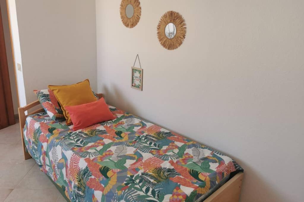 Centro De Corralejo Con Vistas A Isla De Lobos Villa Bagian luar foto